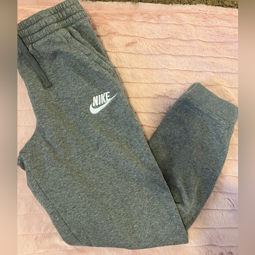 grey nike sweats